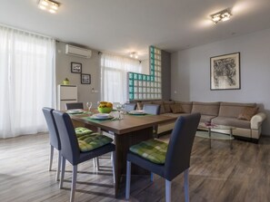 Dining - Vlatka / HR-10196-01 by Interhome (Novi Vinodolski)