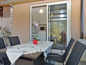 Outdoor dining - Apartment 1049 by Interhome (Rovinj)