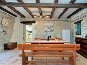Dining - Apartment 1814 by Interhome (Rovinj/Kanfanar)