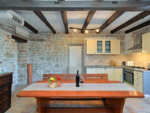 Fridge, microwave, oven, dishwasher - Apartment 1814 by Interhome (Rovinj/Kanfanar)