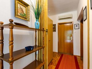 Interior - OMERCIC / HR-10065-01 by Interhome (Crikvenica/Jadranovo)