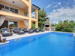 Pool - Villa Ari by Interhome (Pula/Rakalj)