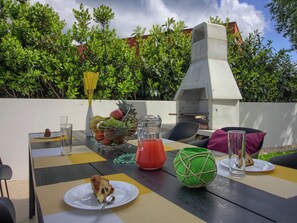 Outdoor dining - Villa Ema with private pool by Interhome (Pula/Banjole)