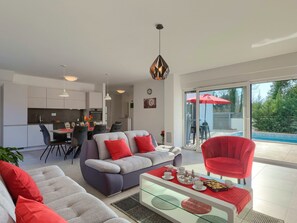 TV - Villa Ema with private pool by Interhome (Pula/Banjole)