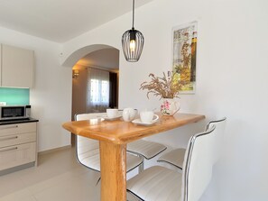 Dining - Villa 1924 by Interhome (Dracevac)