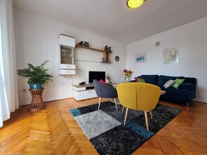 TV - Apartment 412 by Interhome (Fažana)
