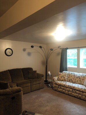 Living area - Your Penn State Destination, pt 2 (State College)