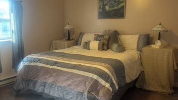 Iron/ironing board, internet, bed sheets