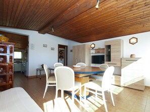Dining - Apartment 2003 by Interhome (Pula/Premantura)