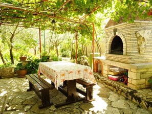 Outdoor dining - Apartment 2007 by Interhome (Rovinj)