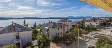 Vue depuis lâhĂ©bergement