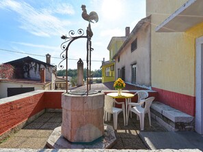Outdoor dining - House 2063 by Interhome (Dracevac)