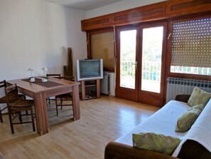 Living area - Roni veliki / HR-10528-01 by Interhome (Crikvenica)