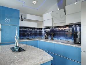 Fridge, microwave, oven, dishwasher - Villa Danijela by Interhome (Fažana)
