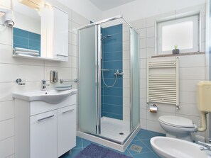 Bathroom - Apartment 2074 by Interhome (Poreč)