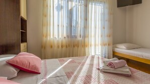 1 quarto, acesso à internet