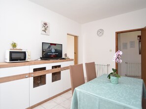 Dining - Apartment 2074 by Interhome (Poreč)