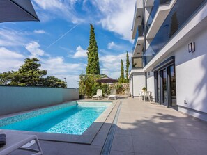 Pool - Holiday Oasis 1 - Helena / HR-10679-01 by Interhome (Crikvenica)