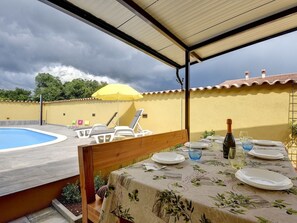 Outdoor dining - Villetta Ambrosiana by Interhome (Pula/Galižana)