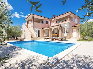 Pool - Villa Javor by Interhome (Pula/Krnica)