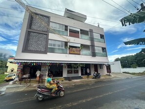 Familien-Doppelzimmer, Bergblick | Aussenbereich