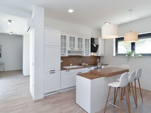 Fridge, oven, dishwasher, cookware/dishes/utensils - House 2194 by Interhome (Bokordici)