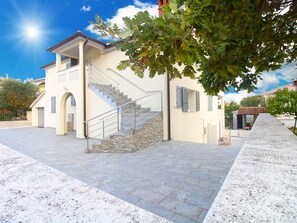 Exterior - Apartment 2211 by Interhome (Pula)