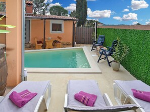 Pool - Apartment 2210 by Interhome (Fažana)
