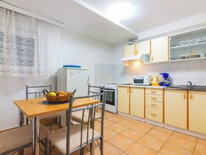 Kitchen / Dining Room - Apartment Pero - 1 by Interhome (Krk/Milohnići)