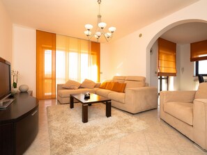 TV - Casa Silvia by Interhome (Vižinada)