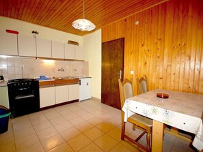 Dining - Apartment Begic - 1 by Interhome (Krk/Milohnići)