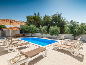 Pool - Apartment 2217 by Interhome (Medulin)