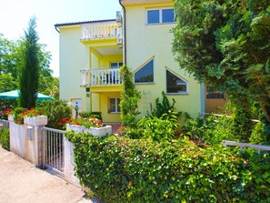 Exterior - Apartment 56 by Interhome (Pula)