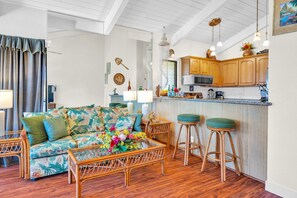 Interior - Napili Point | Water Front | 3 FREE CARS | KBM Resorts | Water Front | 3 Units, 4 Bedrooms | NAP ML-3622 (Lahaina)