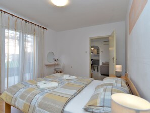 Internet - Apartment 2228 by Interhome (Rovinj/Bale)