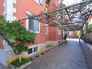 Property grounds - Apartment 2224 by Interhome (Rovinj)