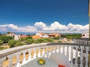 Outdoor dining - Rooms Panorama - 4 by Interhome (Krk/Milohnići)