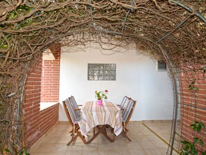 Outdoor dining - Apartment 2228 by Interhome (Rovinj/Bale)