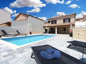 Pool - House 2249 by Interhome (Medulin/Ližnjan)