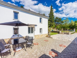 Outdoor dining - Kuca za odmor Tena / HR-11122-01 by Interhome (Crikvenica/Tribalj)
