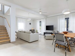 Interior - Villa 2246 by Interhome (Barbariga)