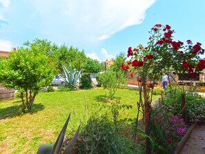 Property grounds - Apartment 2253 by Interhome (Pula/Galižana)