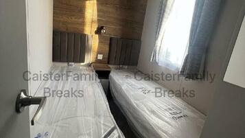 3 bedrooms, individually decorated, individually furnished, free WiFi