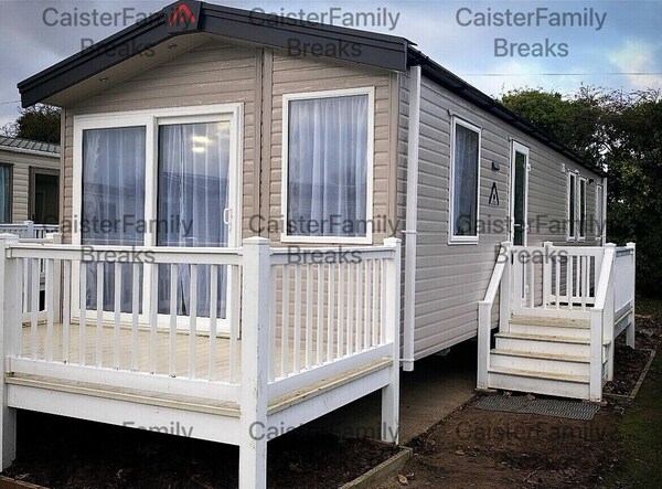 Caister Holiday Park - Holiday Accommodation 15848 - Norfolk