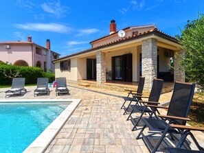 Pool - Villa 2273 by Interhome (Medulin/Ližnjan)
