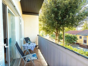 Outdoor dining - Apartment Sunny by Interhome (Krk/Njivice)