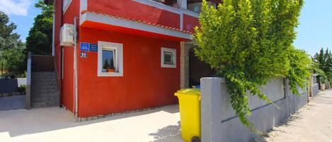 Enceinte de lâhĂ©bergement