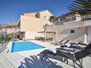 Pool - Villa Joy by Interhome (Solin)