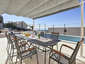 Outdoor dining - Villa Joy by Interhome (Solin)