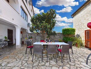 Outdoor dining - Apartment 2369 by Interhome (Barbariga)